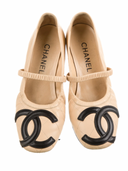 CHANEL PUMPS IT 37.5