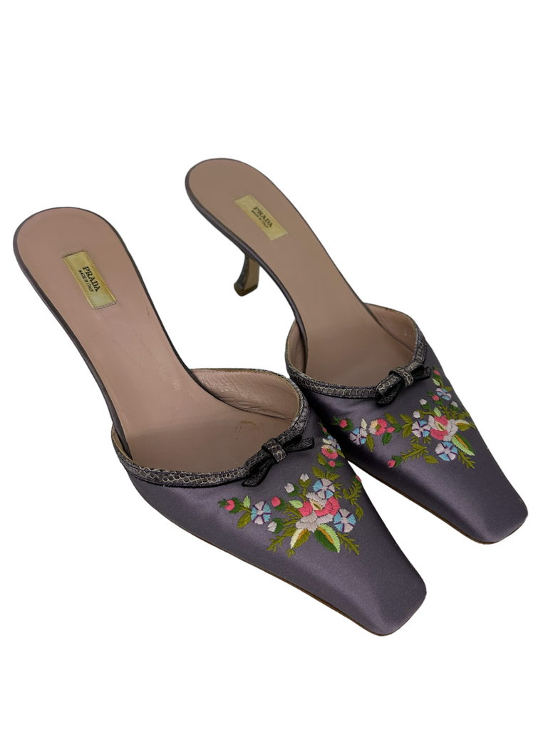 PRADA Floral Embroidered Bow Accent Mules IT 38 NOU