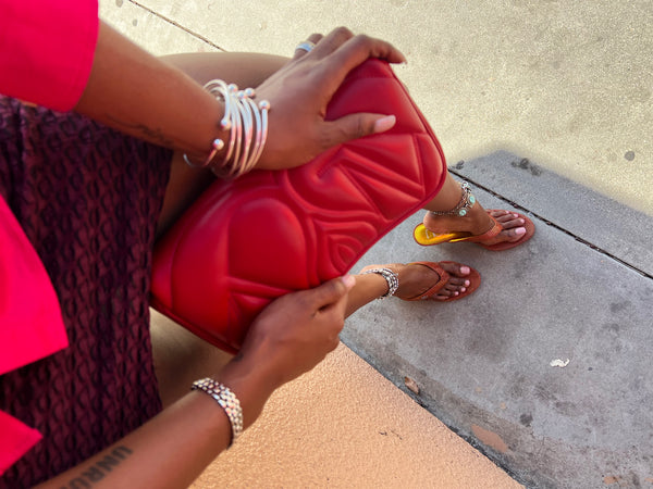 Customer wearing nou shoes