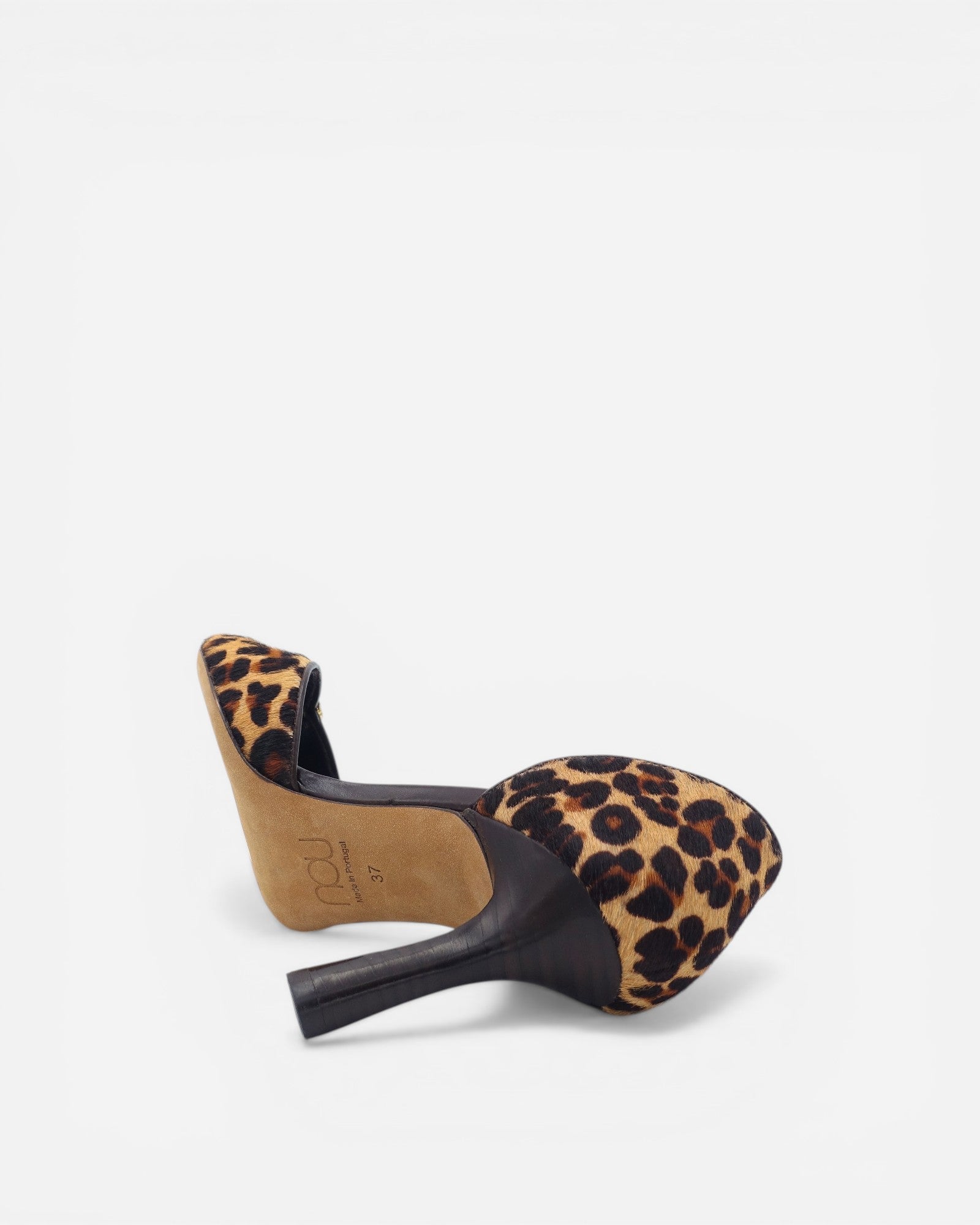 a view of The Pump by NOU, NOU SHOES by alexia ioannou