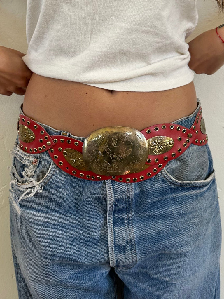 RED MEDALLION BELT