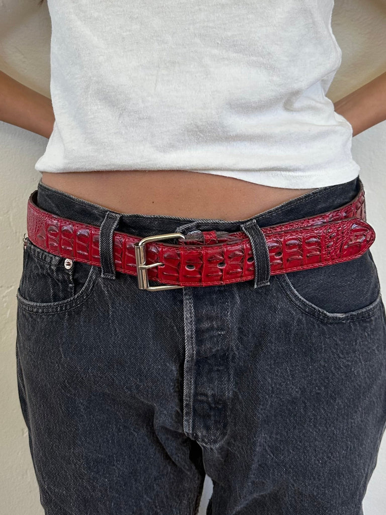 RED SNAKESKIN BELT