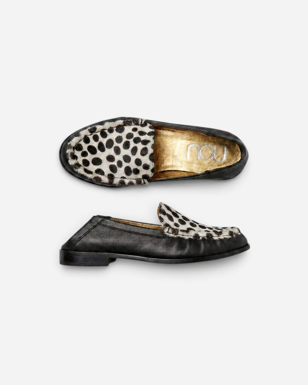 NOU The Driver loafers in black leather with Dalmatian print ponyhair, featuring a foldable heel design.