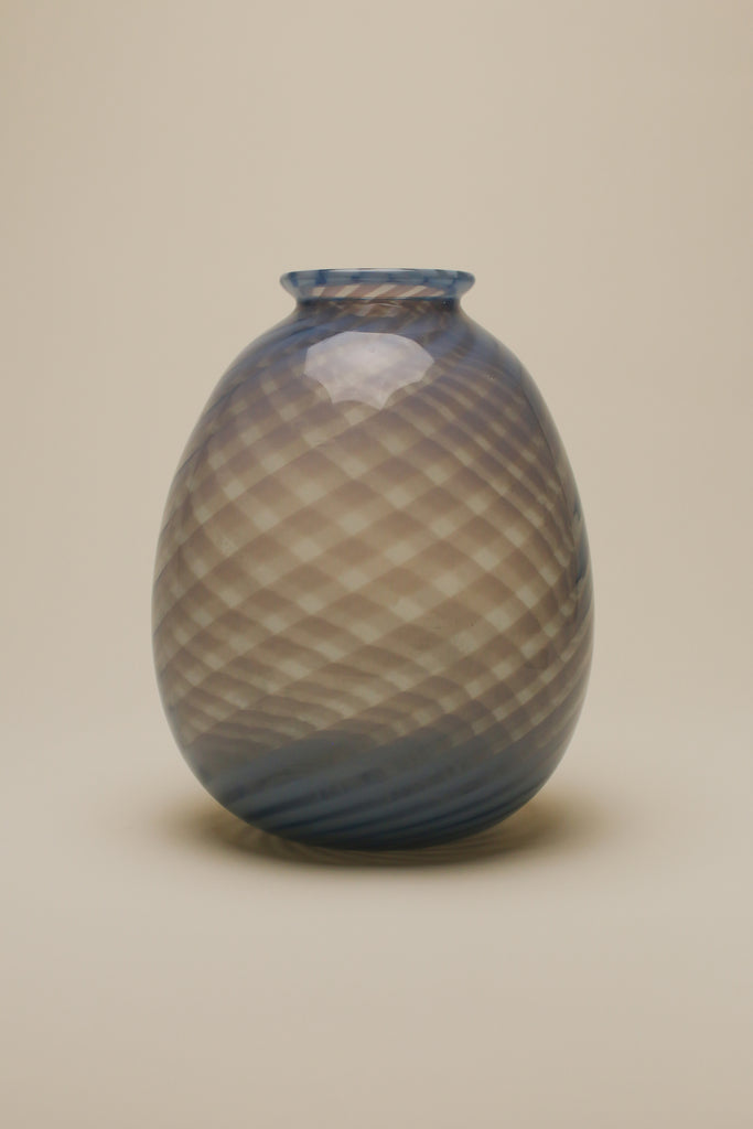 SWIRL VASE