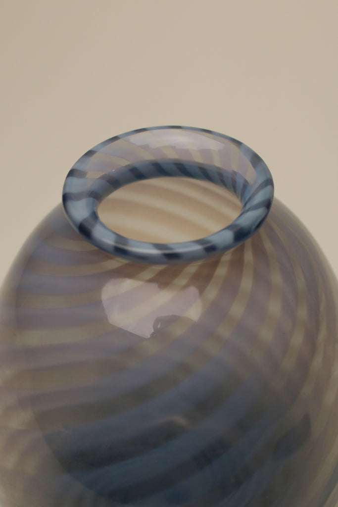 SWIRL VASE