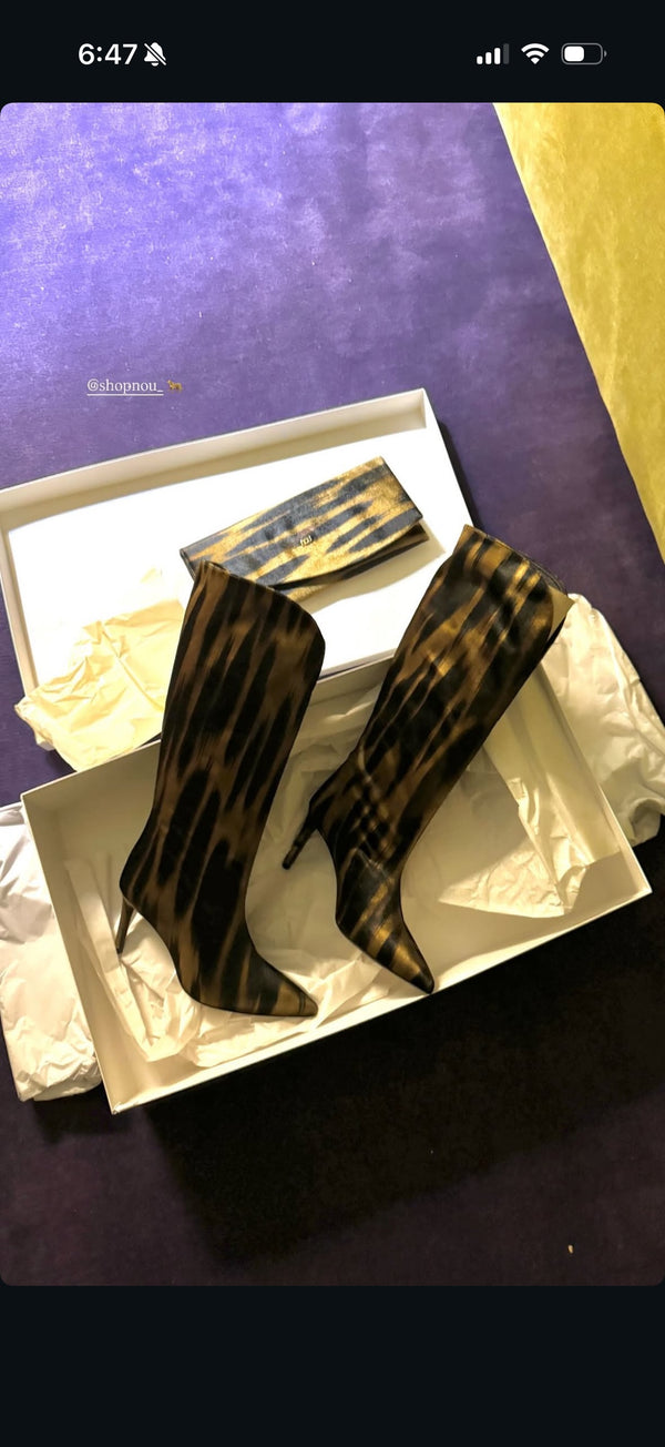 THE BOOT