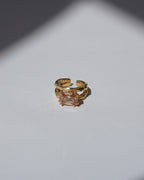 NOU Shoreline adjustable toe ring in 24K gold-plated sterling silver with a sparkling rectangular stone