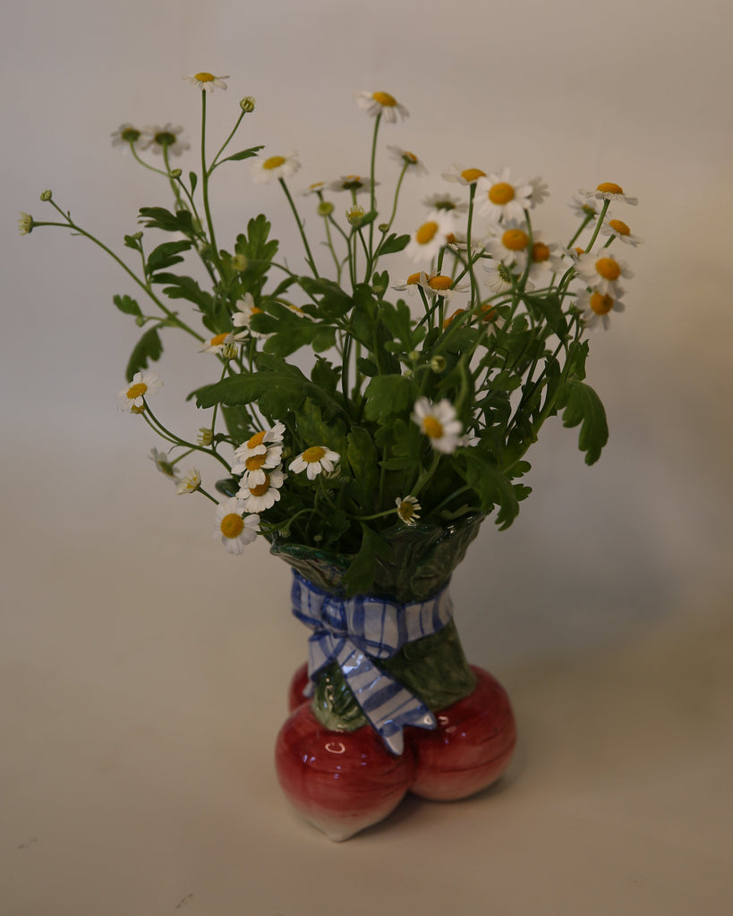 RADISH VASE