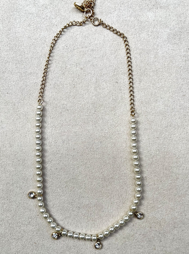 PEARL CRYSTAL NECKLACE