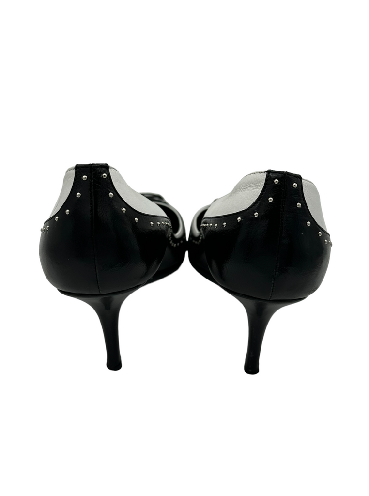 CHRISTIAN DIOR Leather Studded Pumps IT 39