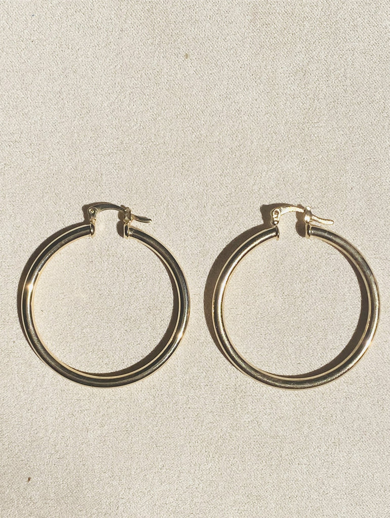EXTRA LARGE GOLD HINGED HOOPS