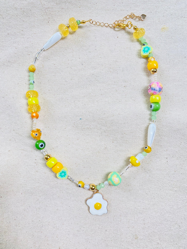 MELLOW YELLOW NECKLACE